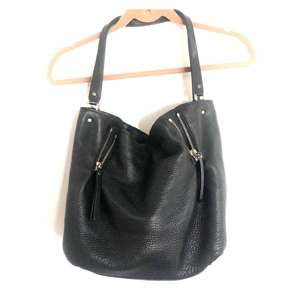 Burberry over the shoulder purse - Picture 1 of 6